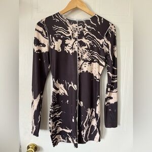 DAILY Marble Print Long-Sleeve Body-con dress